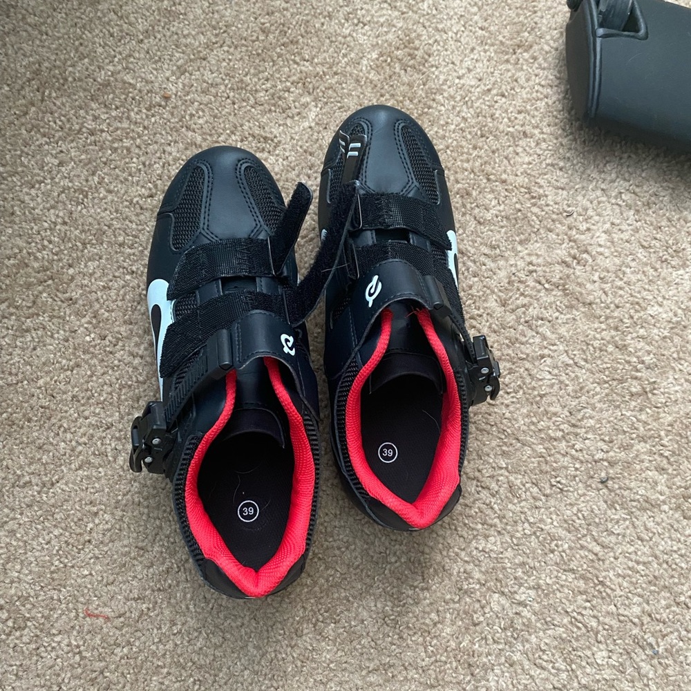 Peleton Bike Shoes Women size 39
